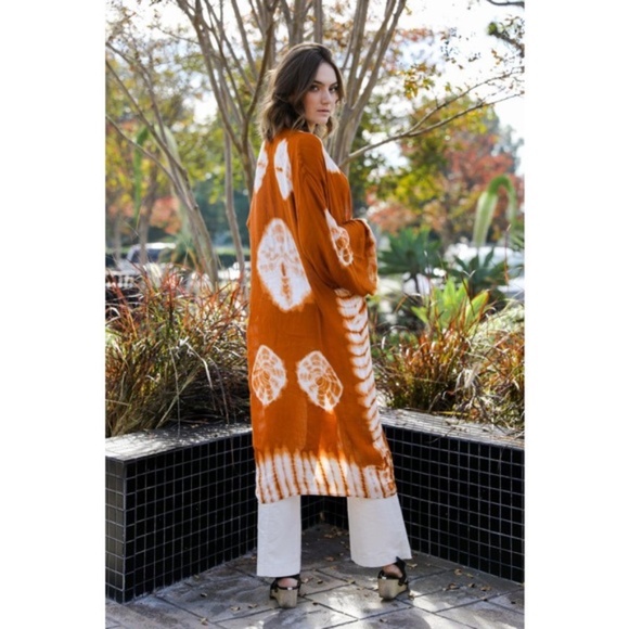 AUDREY Tie- Dye Kimono - Picture 2 of 5
